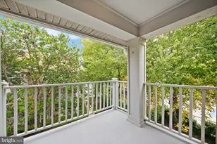 5636 Willoughby Newton Dr, Centreville, VA 20120 - Photo 32