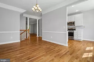 4370 Thomas Brigade Ln, Fairfax, VA 22033 - Photo 6