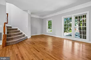 4370 Thomas Brigade Ln, Fairfax, VA 22033 - Photo 2
