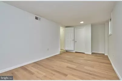2418 Cloudcroft Square, Reston, VA 20191 - Photo 34