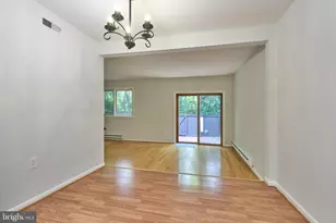 2418 Cloudcroft Square, Reston, VA 20191 - Photo 14