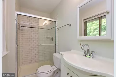 2418 Cloudcroft Square, Reston, VA 20191 - Photo 24