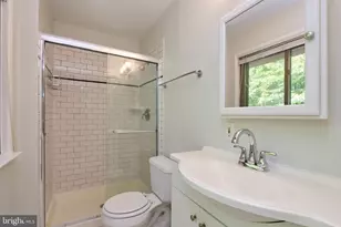 2418 Cloudcroft Square, Reston, VA 20191 - Photo 24