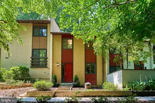 2418 Cloudcroft Square, Reston, VA 20191 - Photo 1