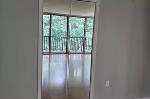 4415 Briarwood Ct N, Annandale, VA 22003 - Photo 14