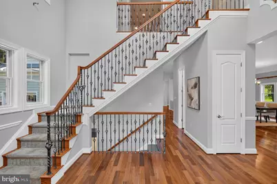 7200 Michael Place, Falls Church, VA 22046 - Photo 6