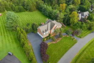 5452 Chandley Farm Cir, Centreville, VA 20120 - Photo 98