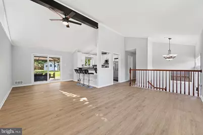 8110 Springfield Village Drive, Springfield, VA 22152 - Photo 8