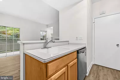 3901 Penderview Drive #1502, Fairfax, VA 22033 - Photo 10