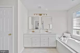 5003 Greenhouse Terrace, Centreville, VA 20120 - Photo 24