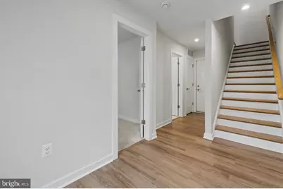 14176 Gypsum Loop, Chantilly, VA 20151 - Photo 2