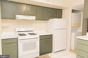 2016 Colts Neck Rd, Reston, VA 20191 - Photo 10