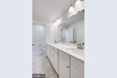 14055 Sunrise Valley Drive, Herndon, VA 20171 - Photo 20