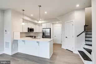 14055 Sunrise Valley Dr, Herndon, VA 20171 - Photo 14