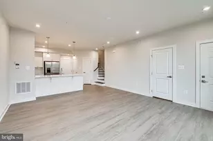 14055 Sunrise Valley Dr, Herndon, VA 20171 - Photo 6