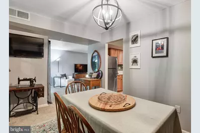 9745 Kings Crown Court #1, Fairfax, VA 22031 - Photo 8
