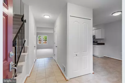 2957 Tipperary Pass, Vienna, VA 22181 - Photo 2