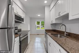 2957 Tipperary Pass, Vienna, VA 22181 - Photo 4