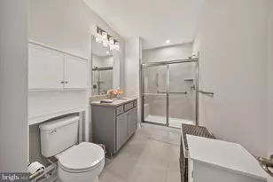 3925 Fair Ridge Dr, Fairfax, VA 22033 - Photo 36