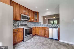 13656 Wildflower Ln, Clifton, VA 20124 - Photo 4