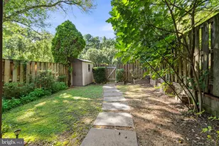 8252 Getty Ct, Springfield, VA 22153 - Photo 28