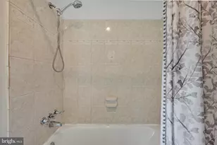 8620 Yardley Dr, Alexandria, VA 22308 - Photo 32