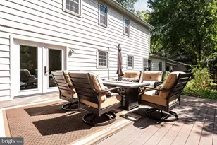 8620 Yardley Dr, Alexandria, VA 22308 - Photo 22