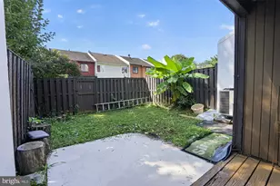 1151 Dublin Pl, Herndon, VA 20170 - Photo 2