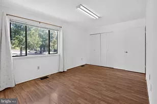 1151 Dublin Pl, Herndon, VA 20170 - Photo 12