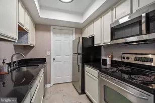 14800 Rydell Rd, Centreville, VA 20121 - Photo 1