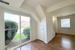 9503 Hagel Cir, Lorton, VA 22079 - Photo 8