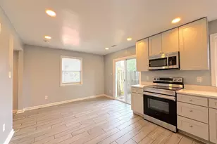 9819 Hagel Cir, Lorton, VA 22079 - Photo 8