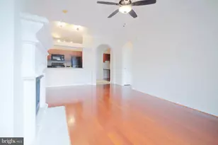 12958 Centre Park Cir, Herndon, VA 20171 - Photo 16