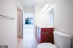 12958 Centre Park Cir, Herndon, VA 20171 - Photo 22