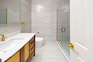 2303 McGregor Ct, Vienna, VA 22182 - Photo 16