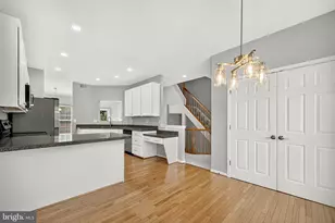 8381 Millwood Dr, Springfield, VA 22152 - Photo 28