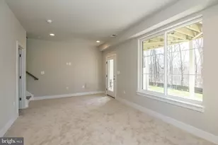 4932 Trail Ln, Chantilly, VA 20151 - Photo 12