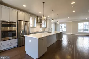 4932 Trail Ln, Chantilly, VA 20151 - Photo 24