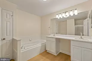 7937 Valleyfield Dr, Springfield, VA 22153 - Photo 24