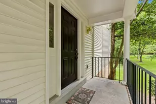 7937 Valleyfield Dr, Springfield, VA 22153 - Photo 2