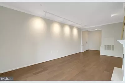 6990 Falls Reach Drive #301, Falls Church, VA 22043 - Photo 8