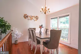 8110 Clifforest Dr, Springfield, VA 22153 - Photo 8