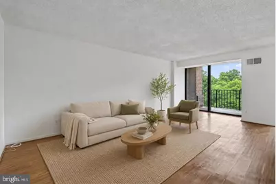 2300 Pimmit Drive #712, Falls Church, VA 22043 - Photo 4