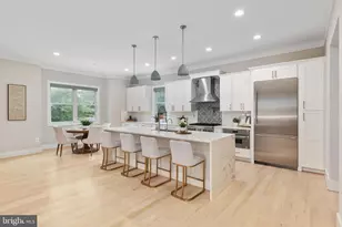 1002 Frederick St SW, Vienna, VA 22180 - Photo 12