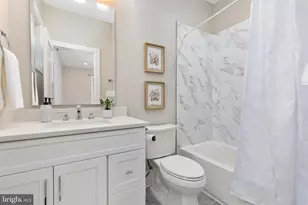 1002 Frederick St SW, Vienna, VA 22180 - Photo 38