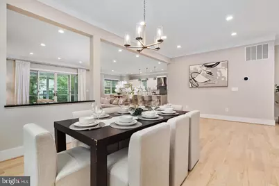 1002 Frederick Street SW, Vienna, VA 22180 - Photo 18