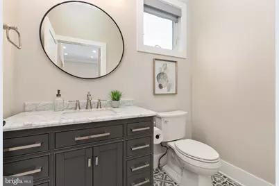 1002 Frederick Street SW, Vienna, VA 22180 - Photo 24