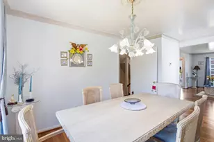 9625 Pierrpont St, Burke, VA 22015 - Photo 6