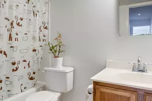 9625 Pierrpont St, Burke, VA 22015 - Photo 18