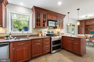 9202 Setter Pl, Springfield, VA 22153 - Photo 24